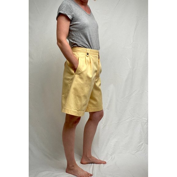 Vintage High Waist Bermuda Mom Shorts 30" Waist - Picture 2 of 10